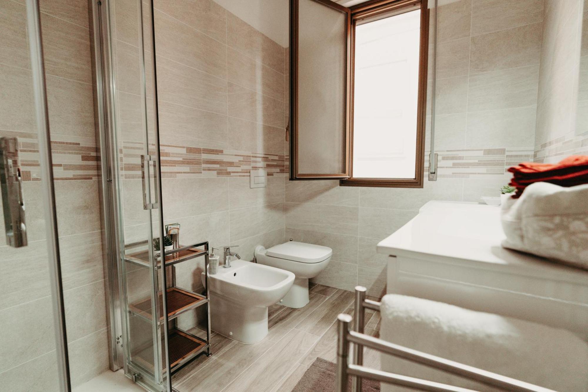 Casa Vacanze Domus Pompeo Ravenna Buitenkant foto